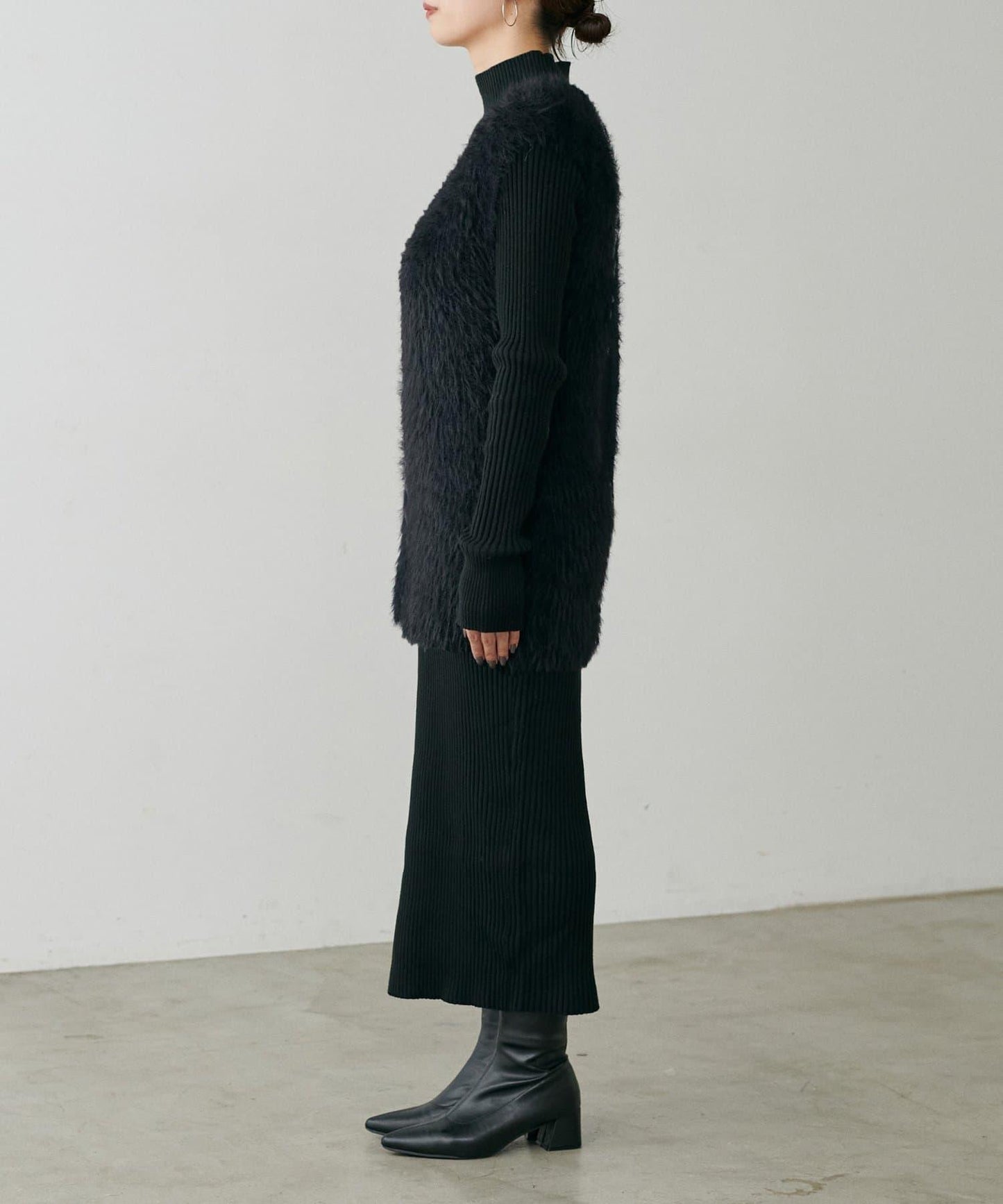 【S碼終於開售！】可選羅紋針織連衣裙×羽毛馬甲套裝