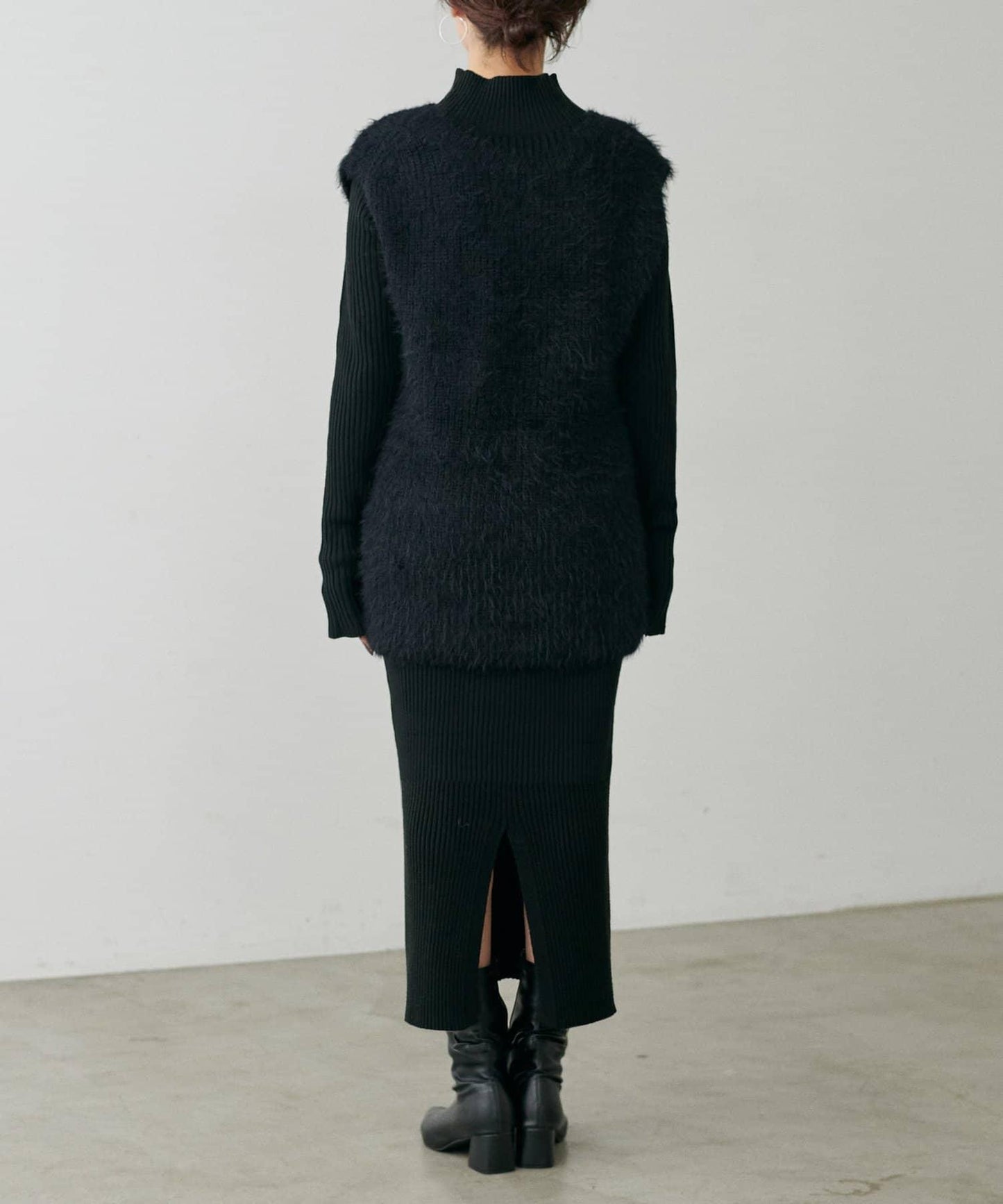 【S碼終於開售！】可選羅紋針織連衣裙×羽毛馬甲套裝