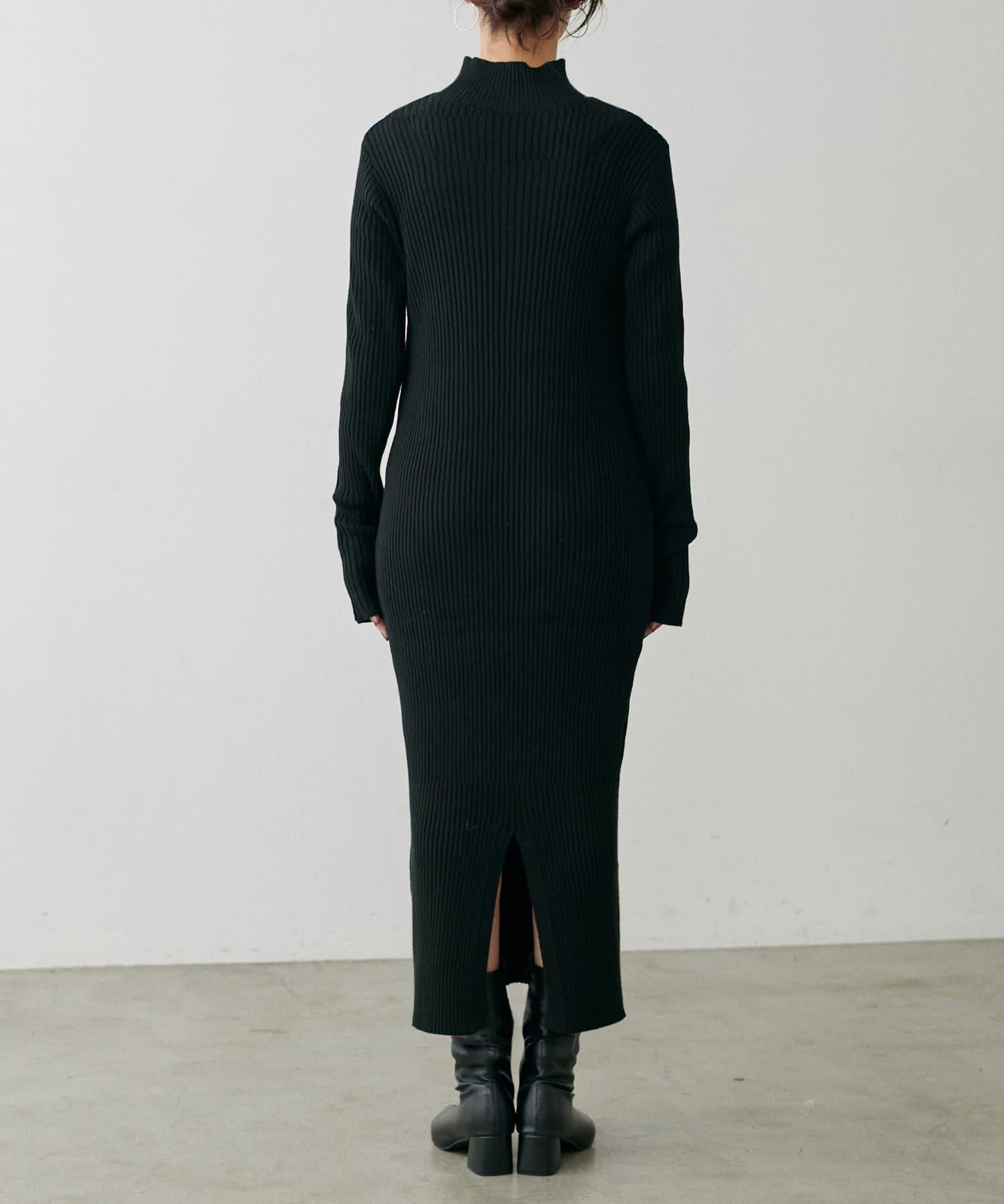 【S碼終於開售！】可選羅紋針織連衣裙×羽毛馬甲套裝