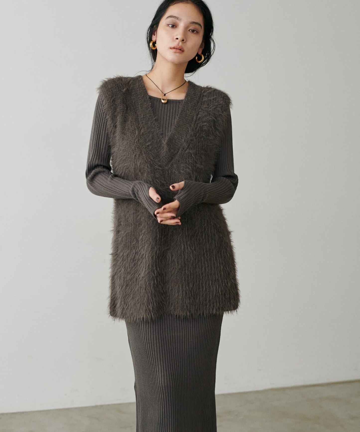 【S碼終於開售！】可選羅紋針織連衣裙×羽毛馬甲套裝