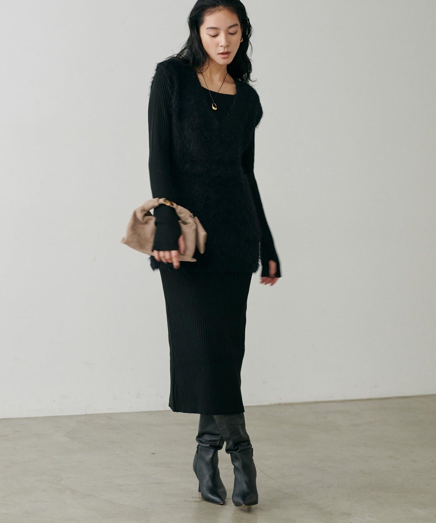 【S碼終於開售！】可選羅紋針織連衣裙×羽毛馬甲套裝