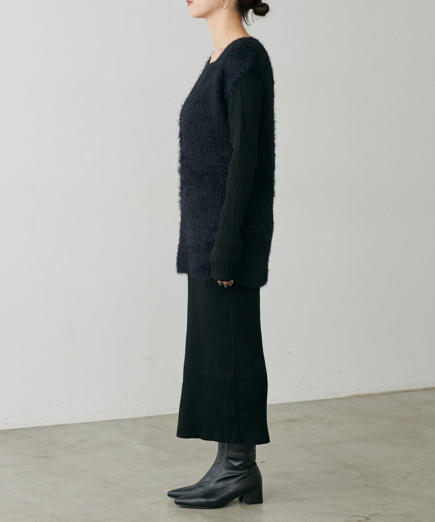 【S碼終於開售！】可選羅紋針織連衣裙×羽毛馬甲套裝