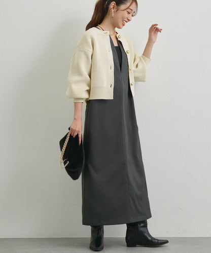 深V領長款連衣裙