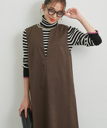 深V領長款連衣裙