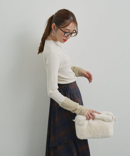 袖部毛絨拼接不規則羅紋針織衫