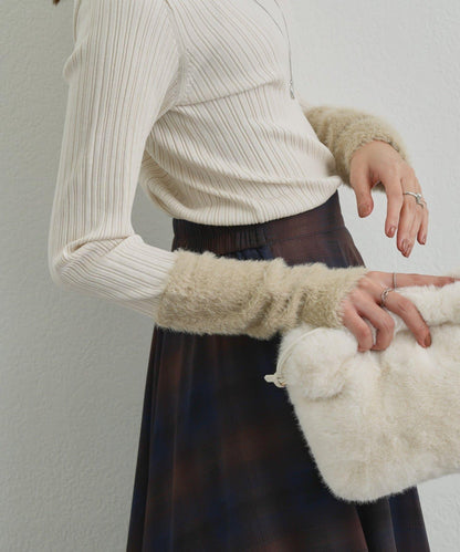 袖部毛絨拼接不規則羅紋針織衫