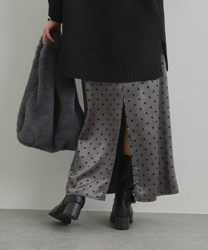 大人可愛◎波點緞面I型裙