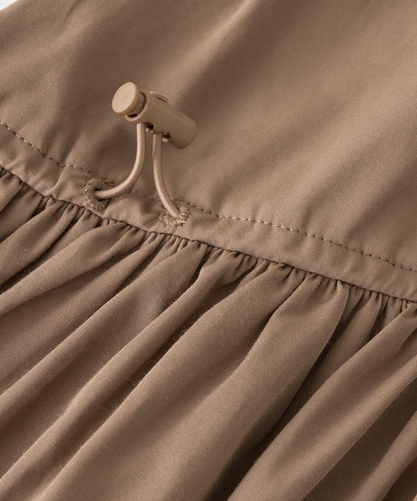 前後兩穿抽繩吊帶連衣裙