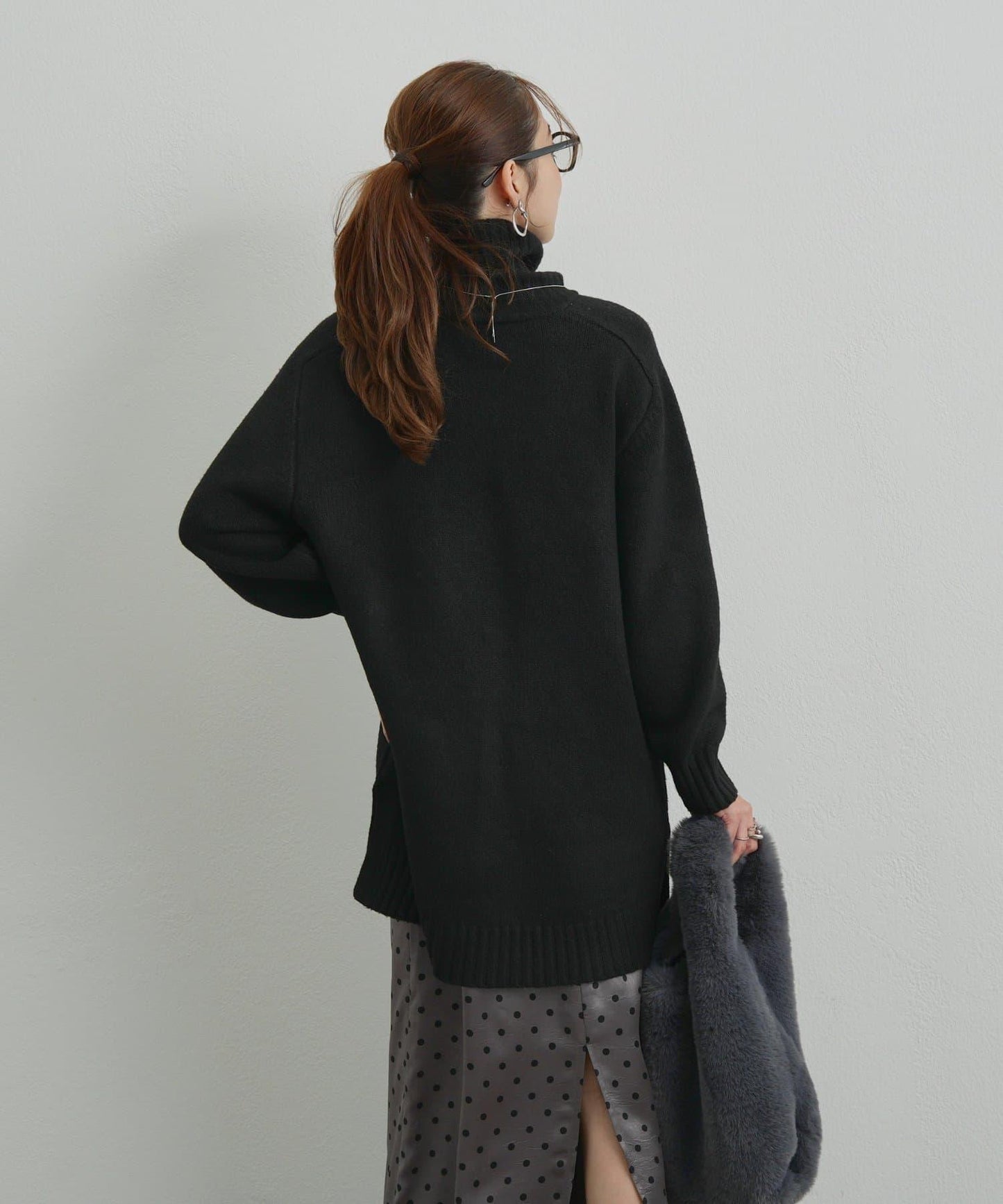 高搭配性羊毛風高領針織長款上衣