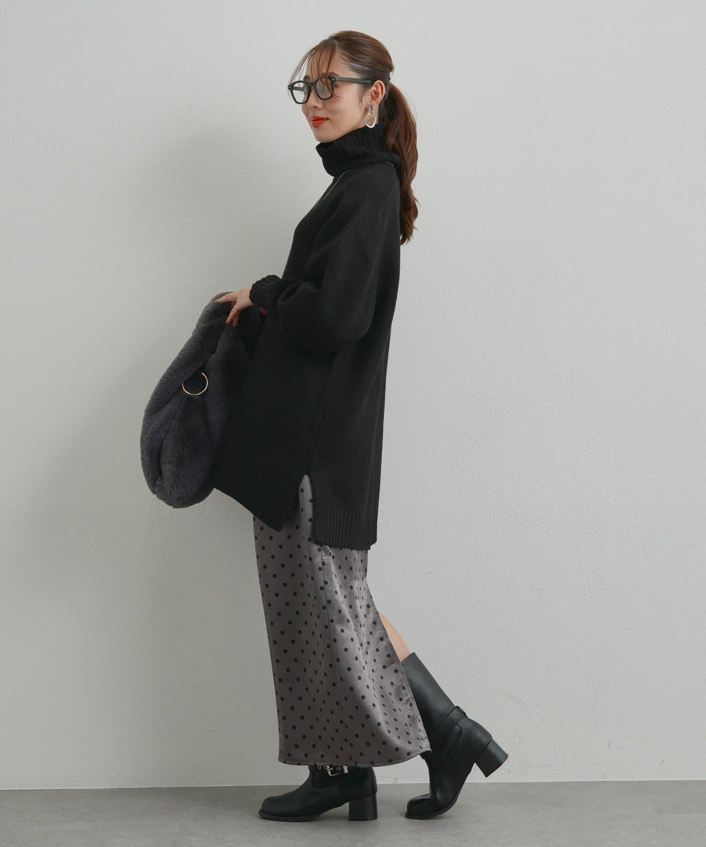 大人可愛◎波點緞面I型裙