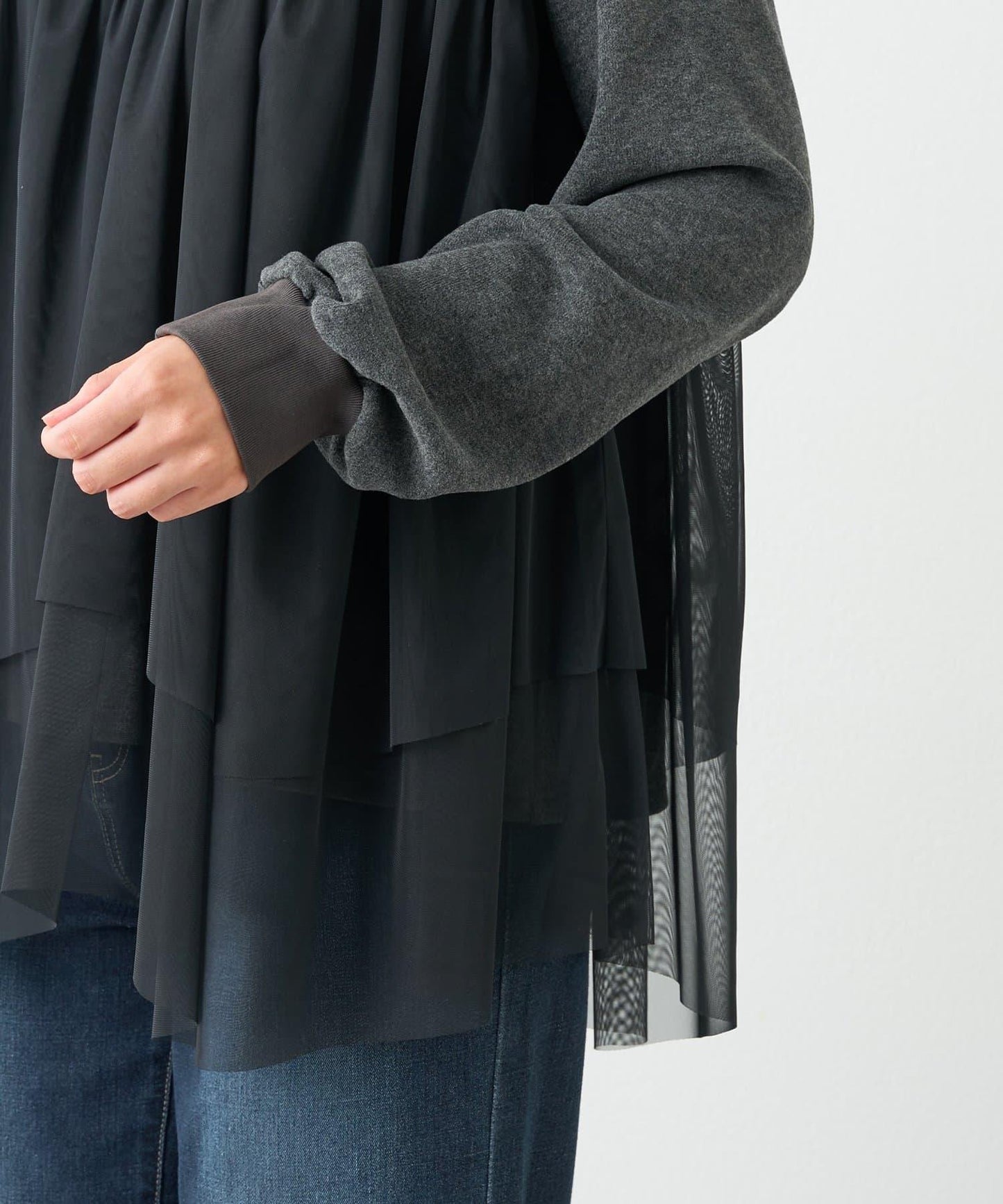 大人甜美風格拼接網紗套頭衫