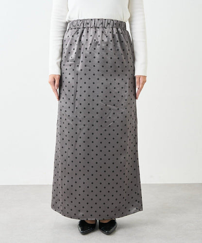 大人可愛◎波點緞面I型裙