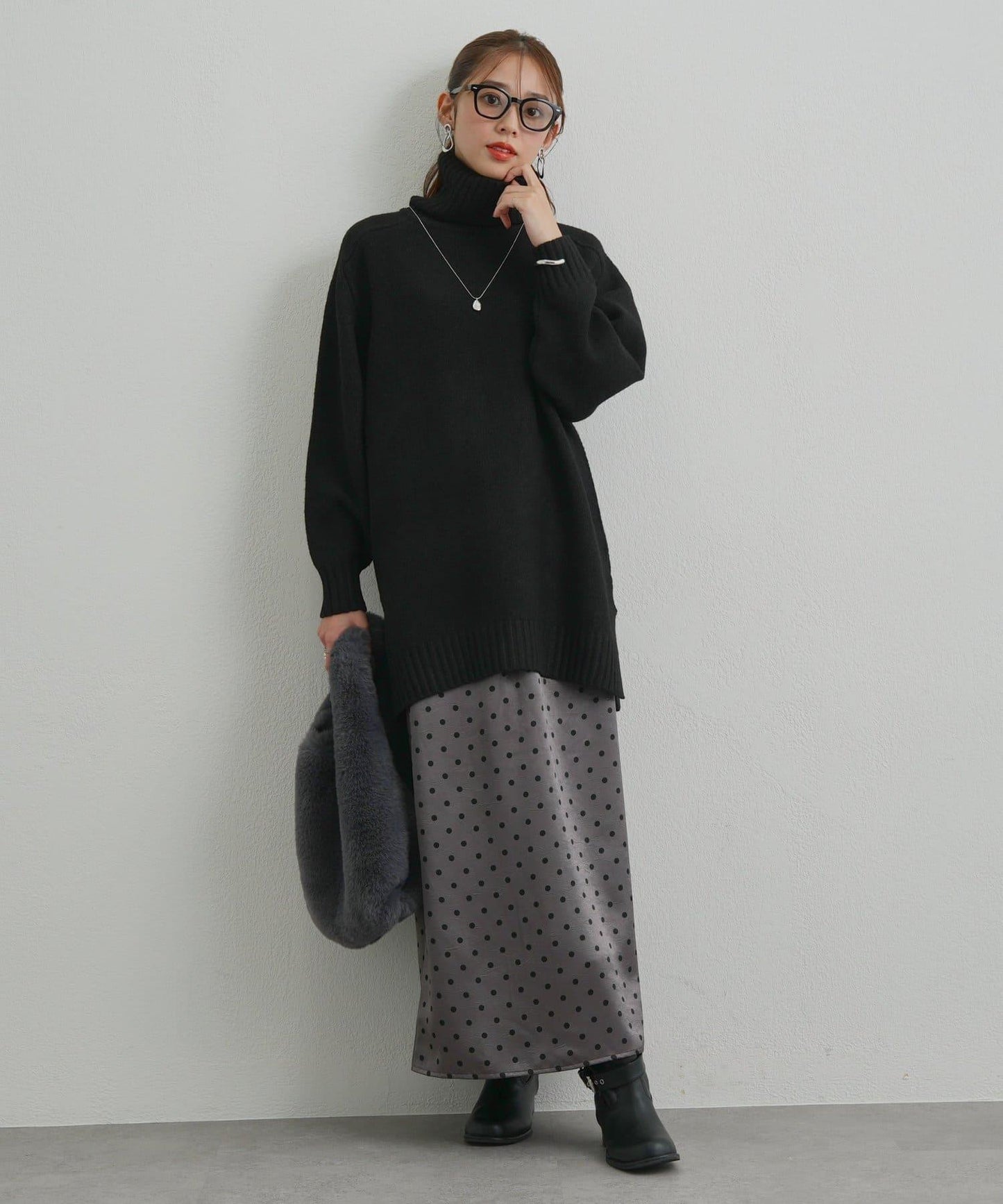 高搭配性羊毛風高領針織長款上衣