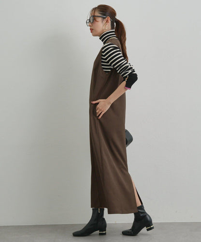 深V領長款連衣裙