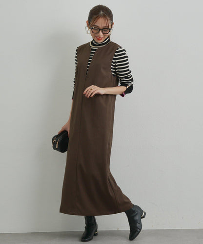 深V領長款連衣裙