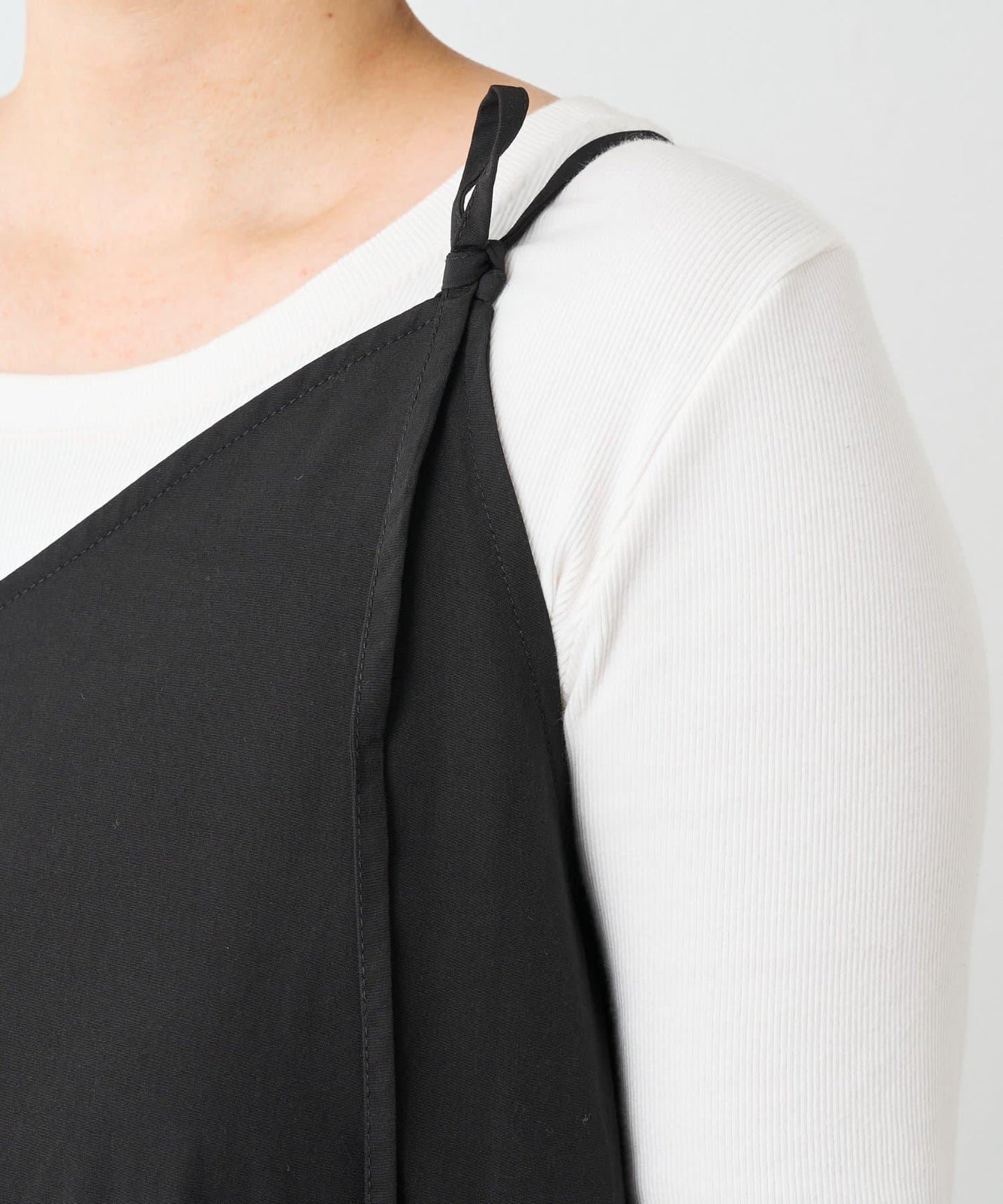 前後兩穿抽繩吊帶連衣裙