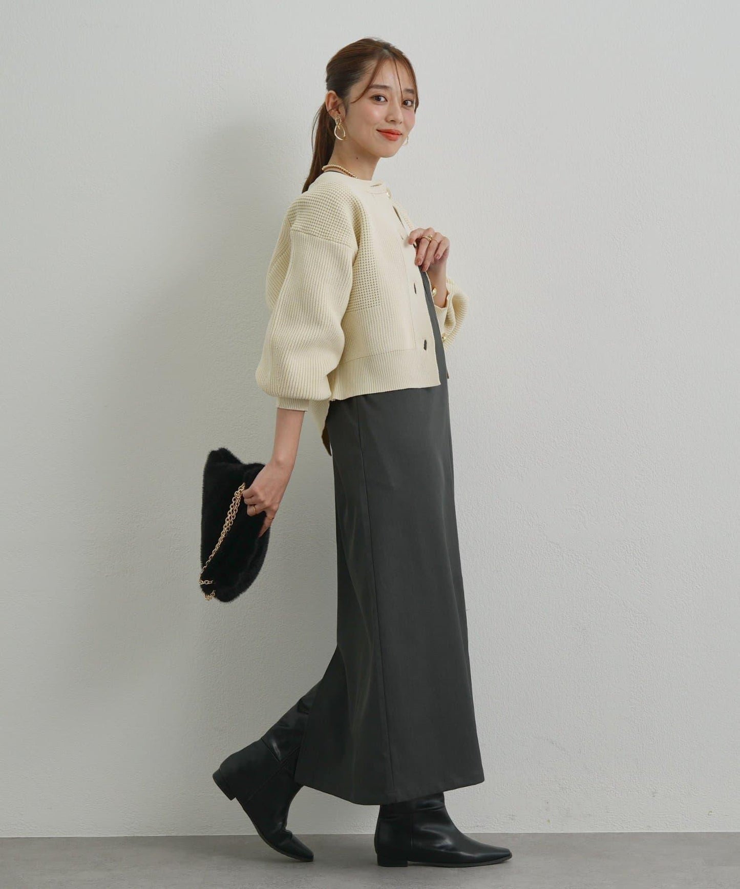 深V領長款連衣裙