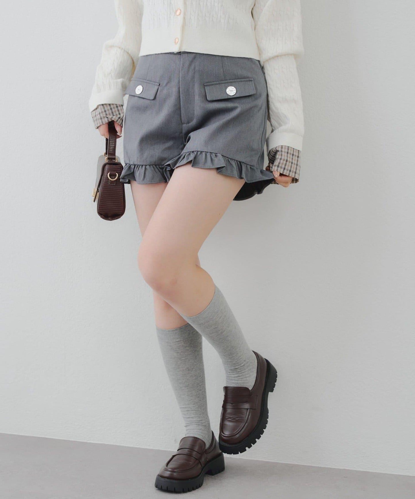 顯瘦無誤！荷葉邊短褲