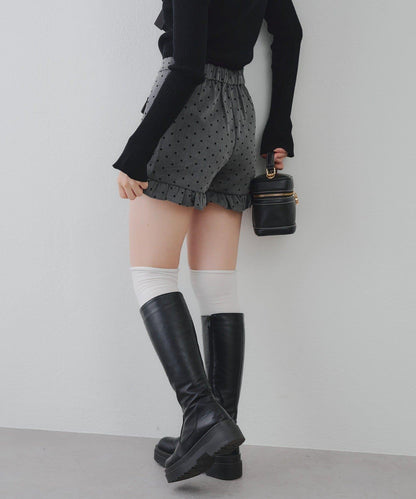 顯瘦無誤！荷葉邊短褲