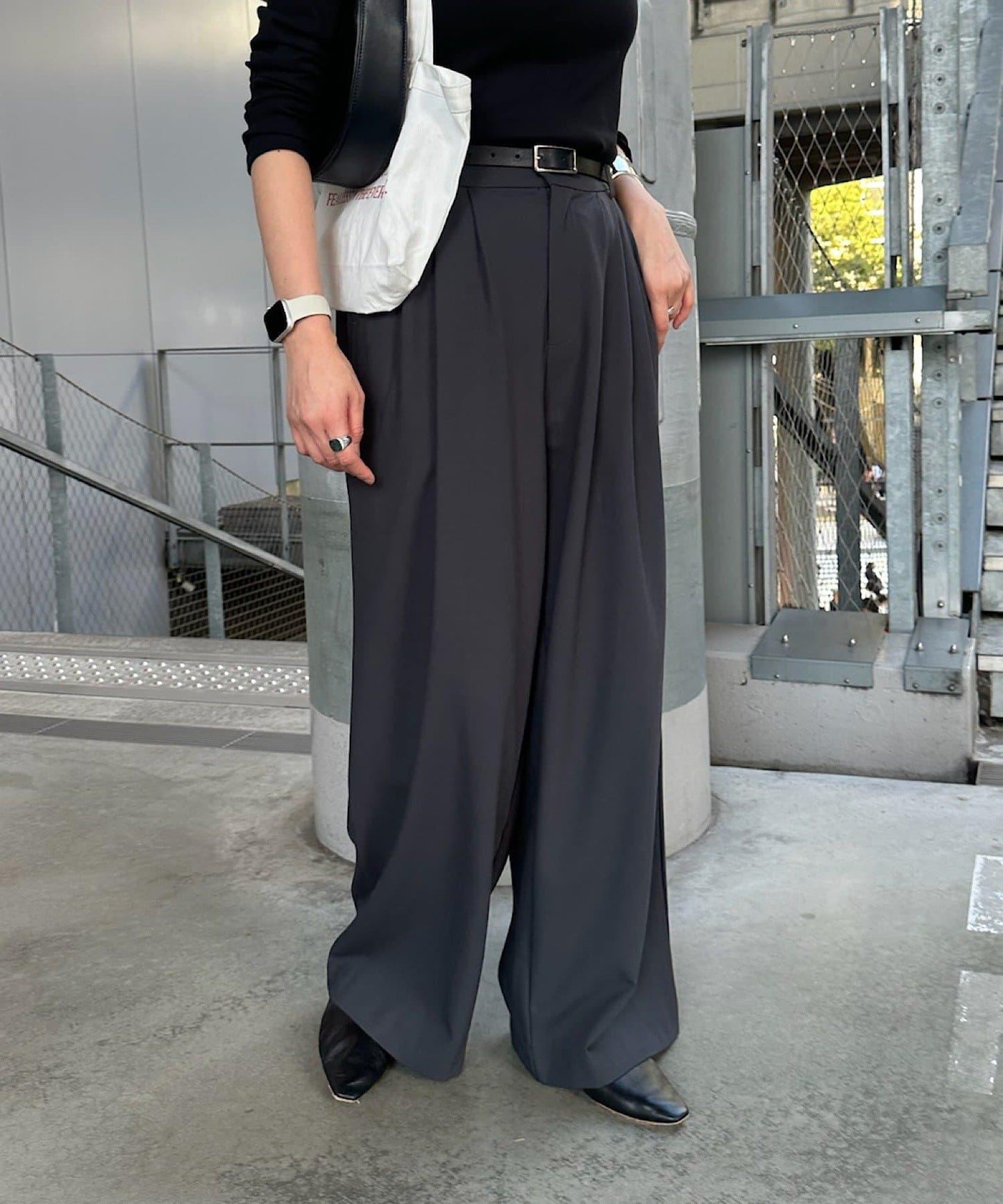 【與網紅@tsuru00聯名】【人氣飆升！】3褶西裝休閒褲