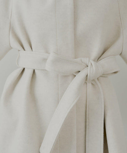 【贈品活動對象】毛絨領斗篷大衣