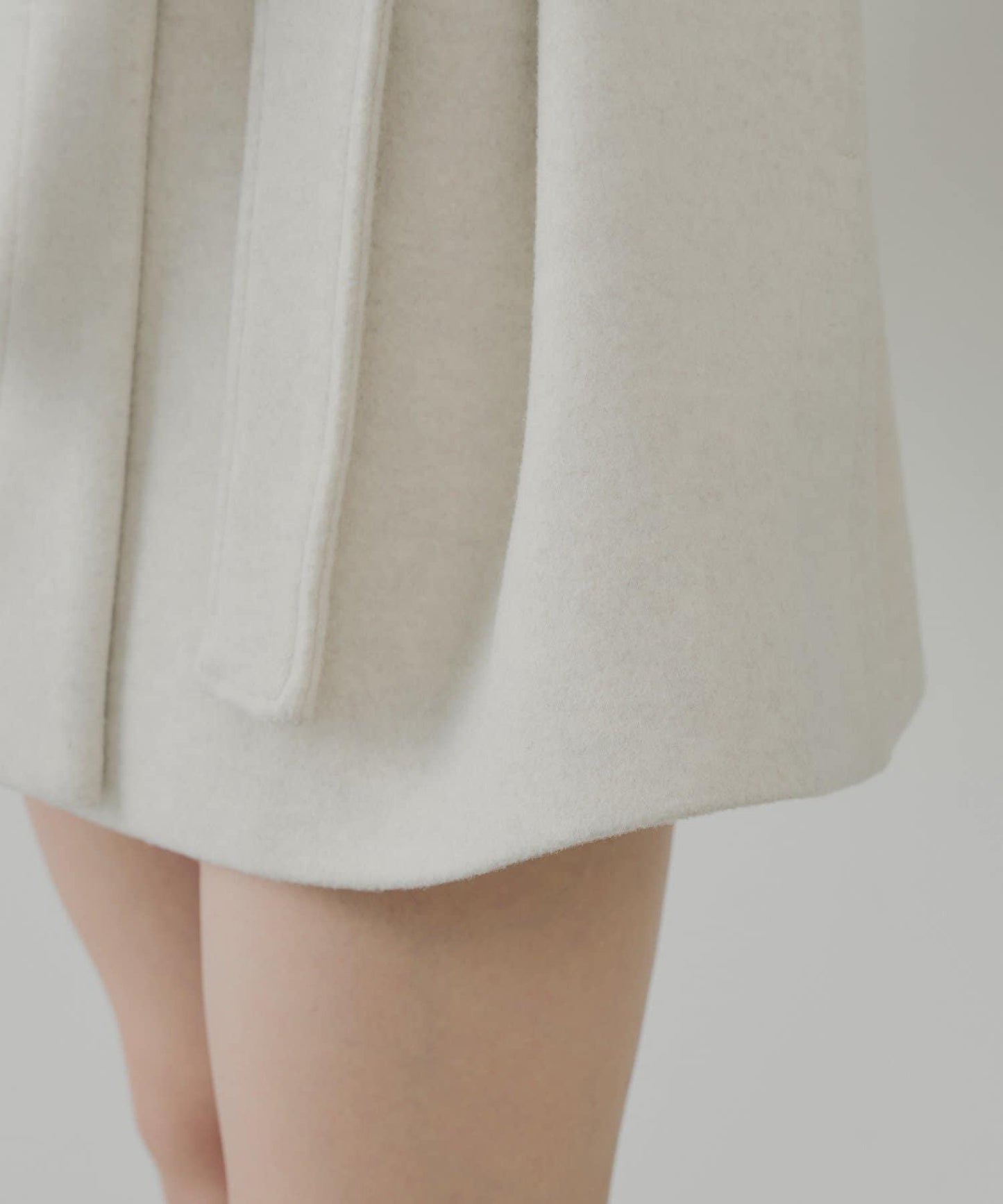 【贈品活動對象】毛絨領斗篷大衣