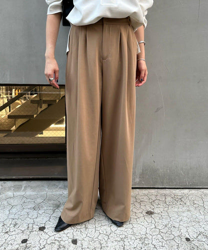 【與網紅@tsuru00聯名】【人氣飆升！】3褶西裝休閒褲