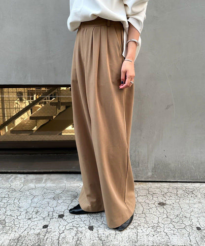 【與網紅@tsuru00聯名】【人氣飆升！】3褶西裝休閒褲