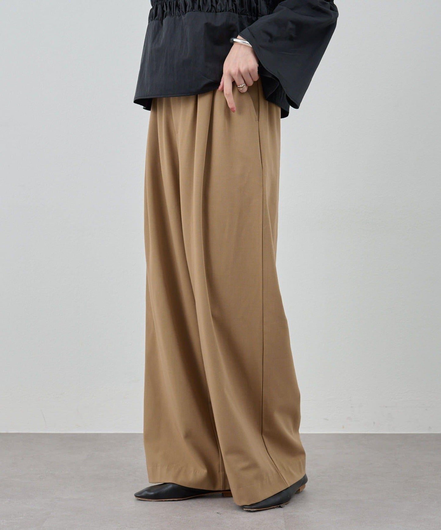 【與網紅@tsuru00聯名】【人氣飆升！】3褶西裝休閒褲