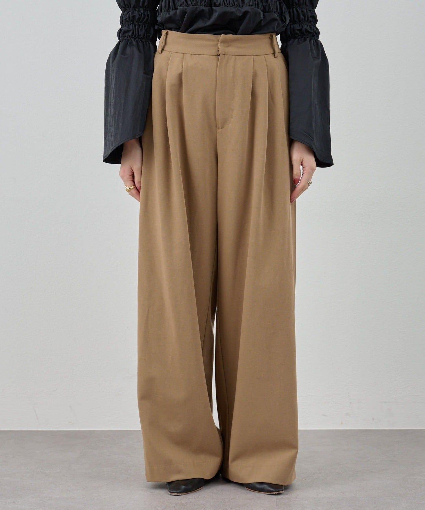 【與網紅@tsuru00聯名】【人氣飆升！】3褶西裝休閒褲