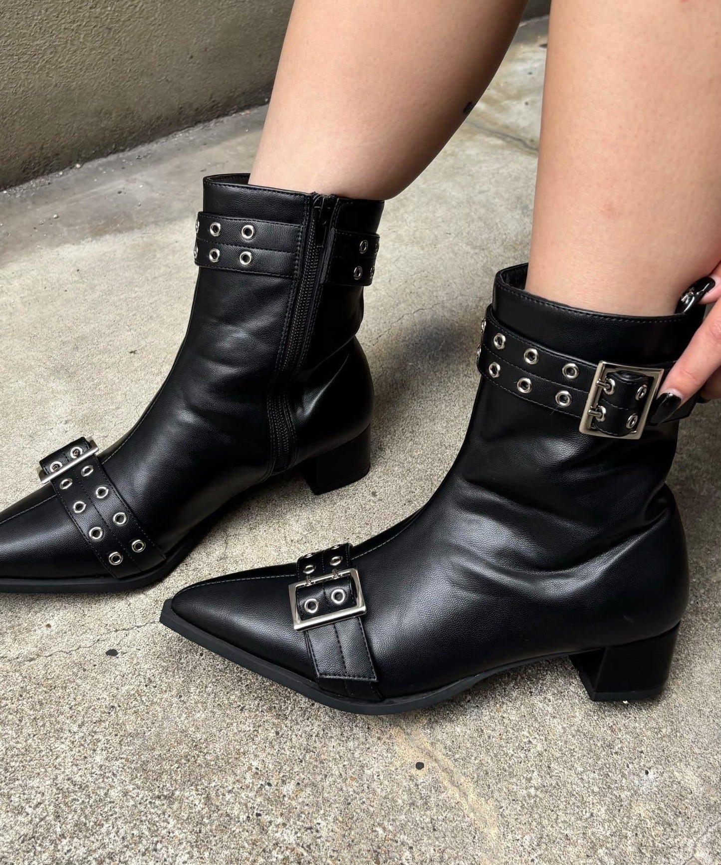 【HiNT/ヒント】雙帶短靴