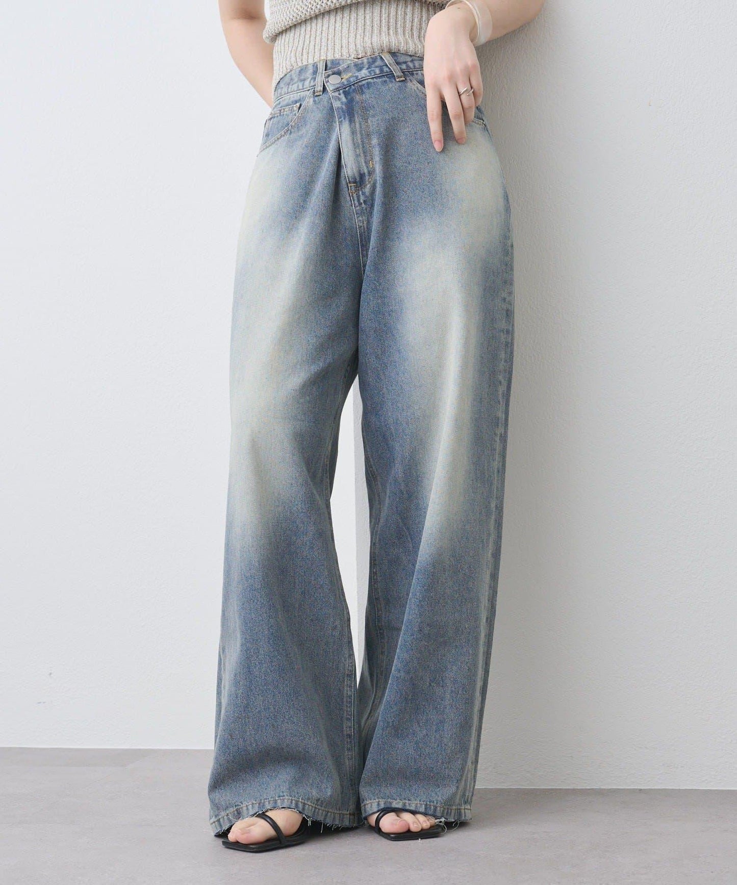 剪裁做舊牛仔布