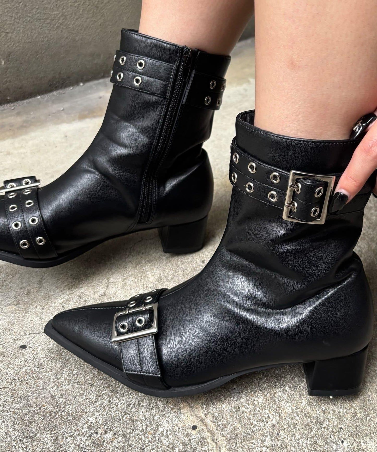 【HiNT/ヒント】雙帶短靴