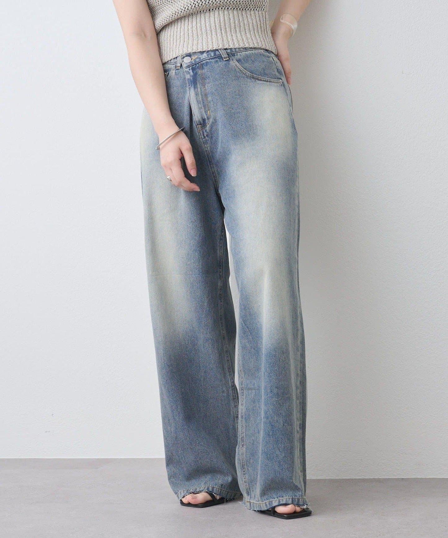 剪裁做舊牛仔布