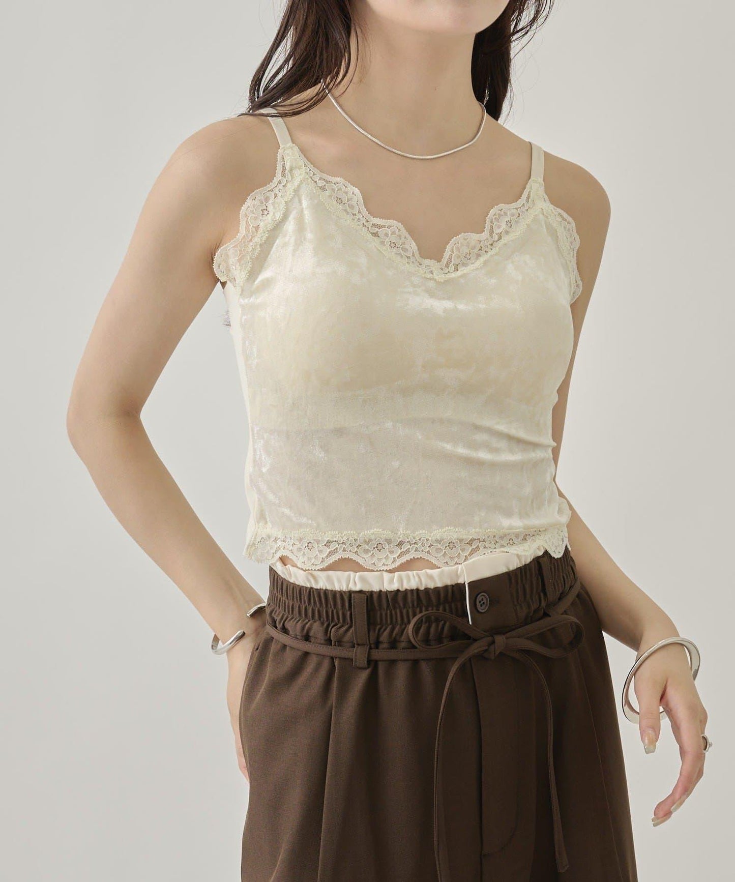 帶胸墊天鵝絨吊帶背心