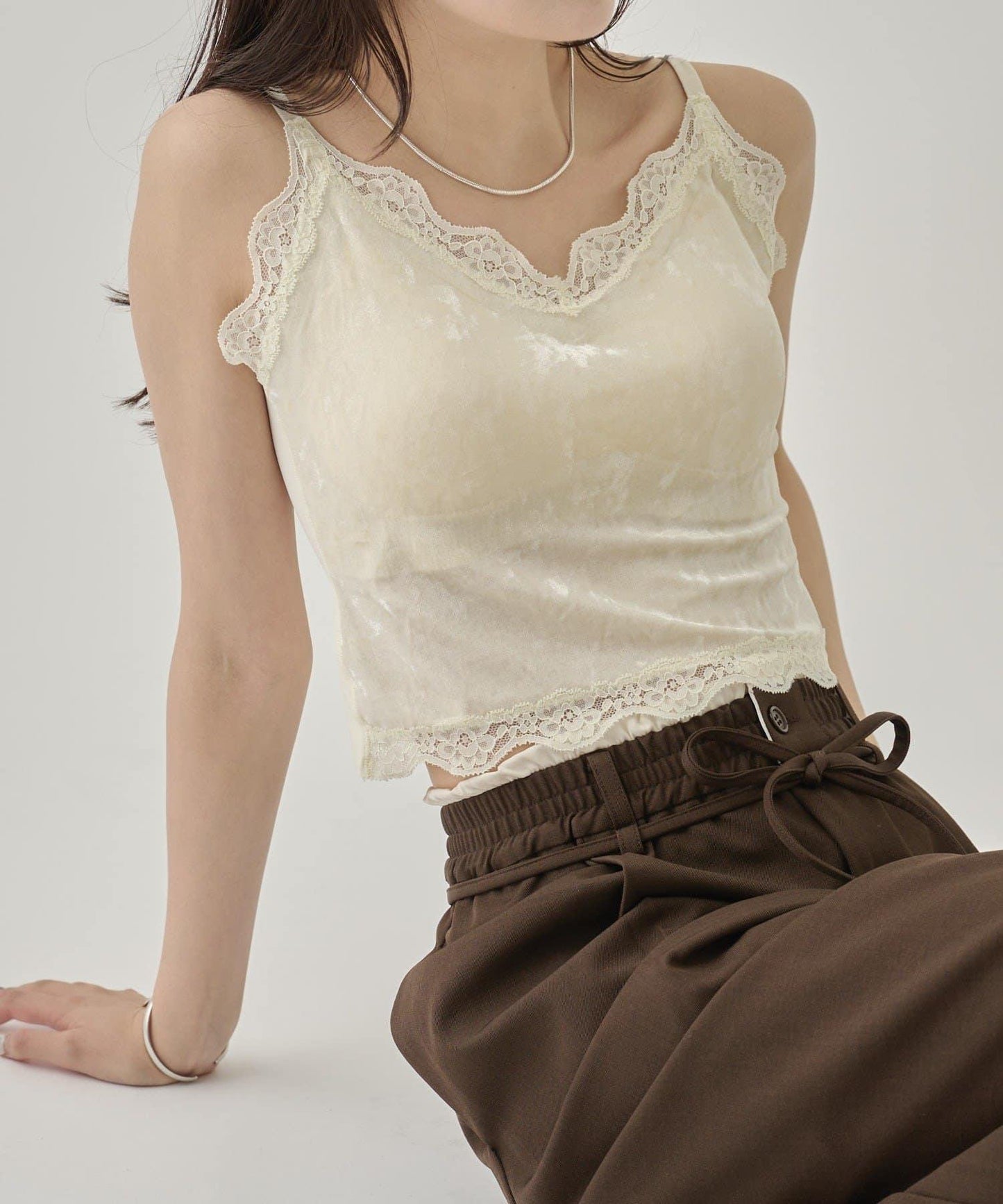 帶胸墊天鵝絨吊帶背心