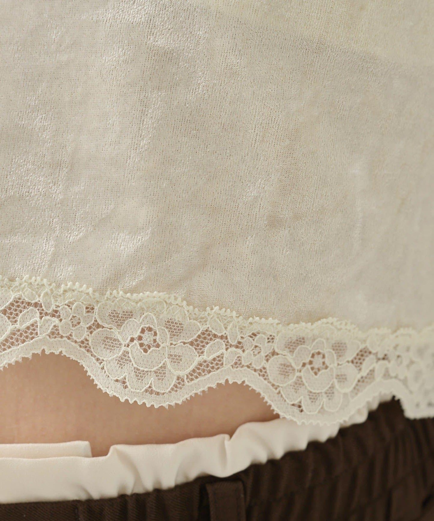 帶胸墊天鵝絨吊帶背心