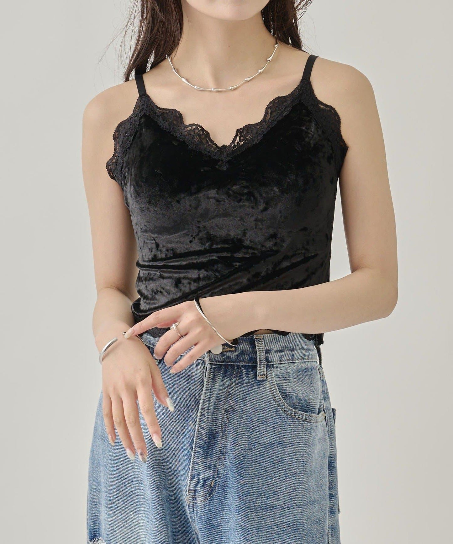 帶胸墊天鵝絨吊帶背心