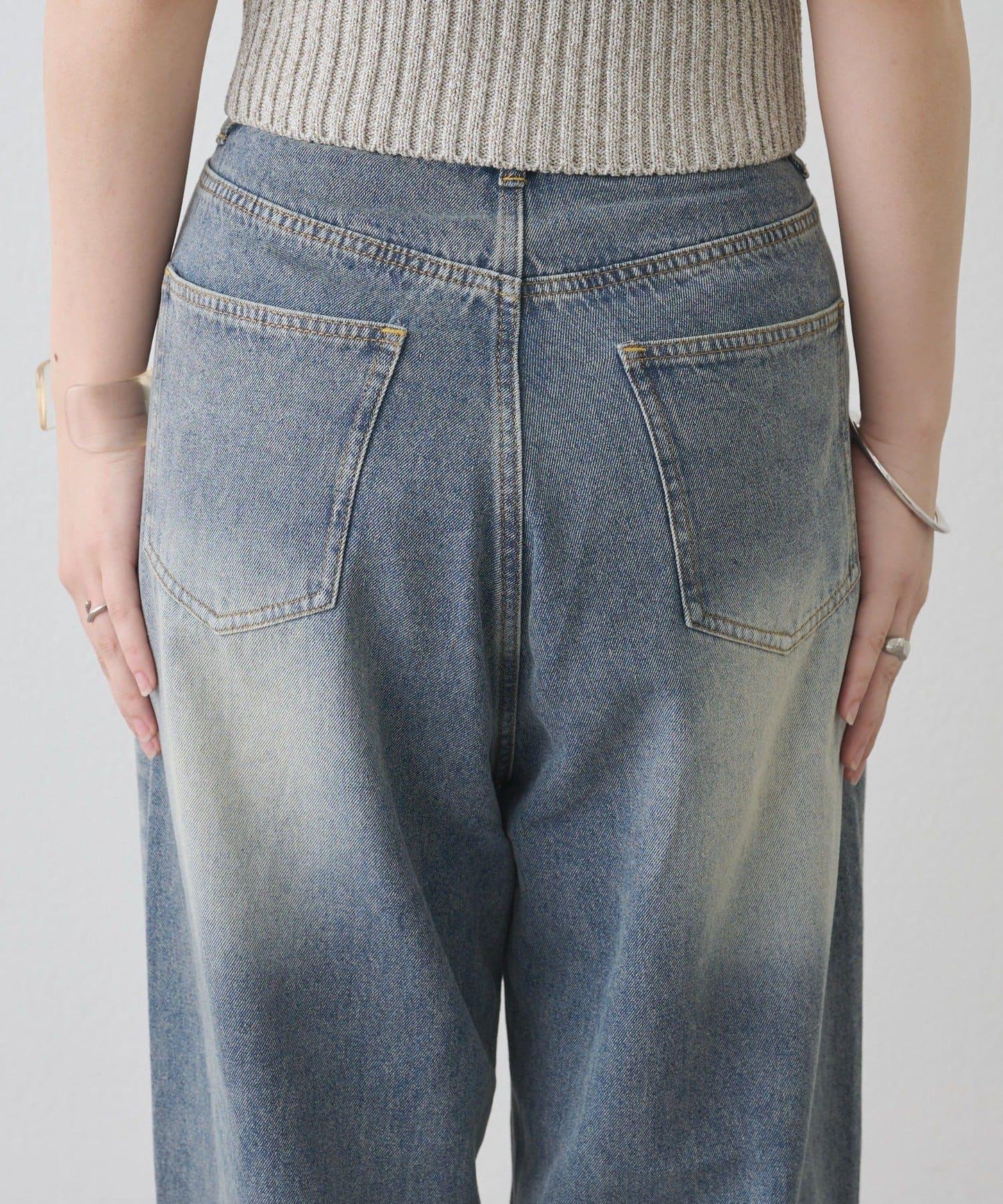 剪裁做舊牛仔布