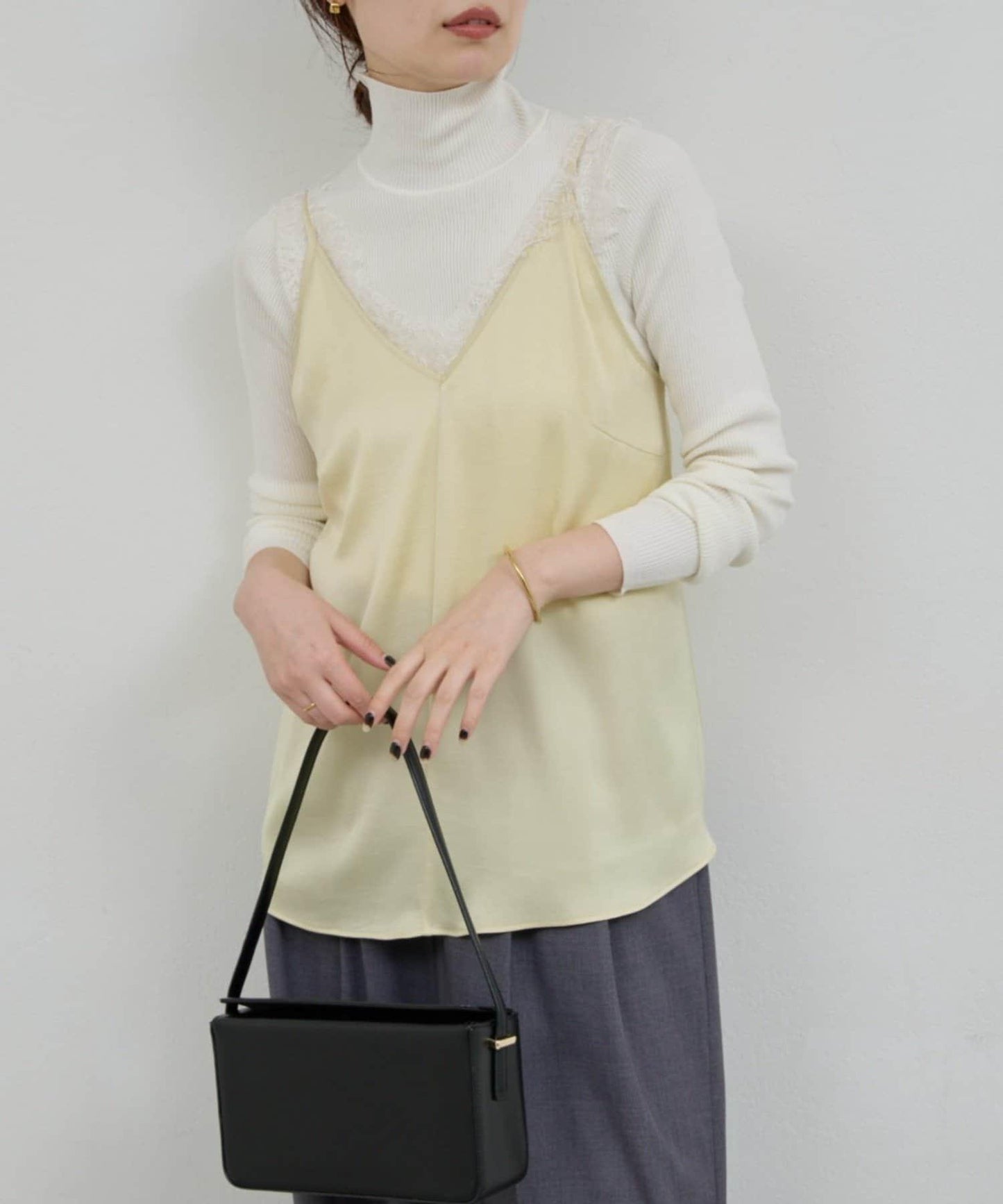 【近日開始】蕾絲吊帶背心