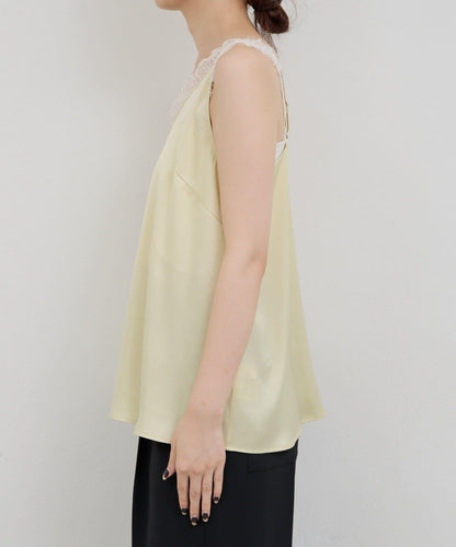 【近日開始】蕾絲吊帶背心