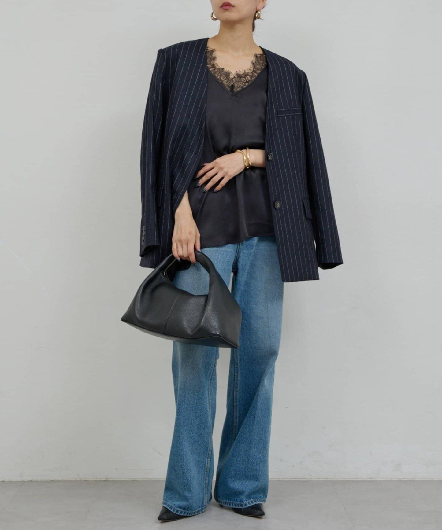 【近日開始】蕾絲吊帶背心