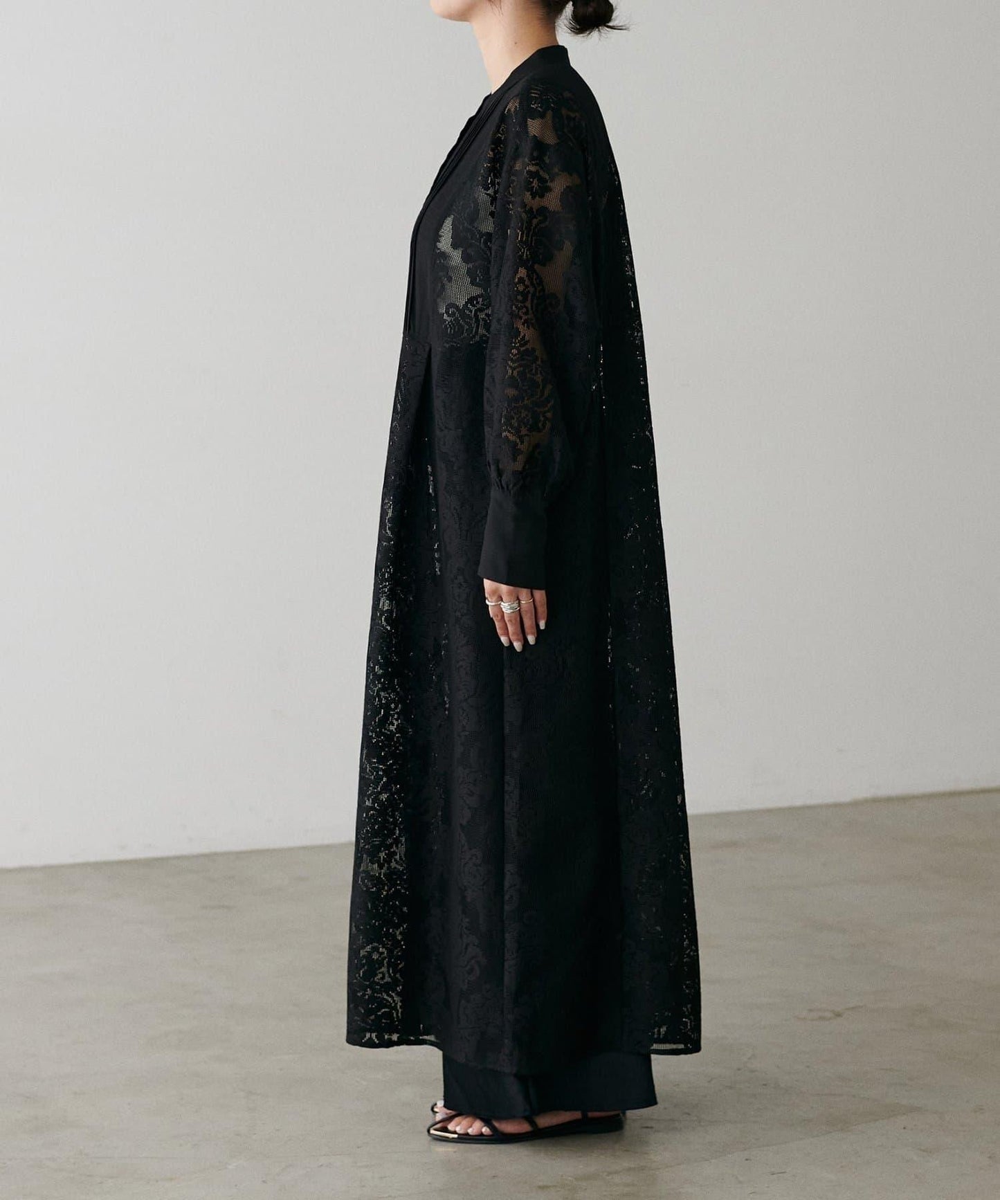 【LARUTA】拼接蕾絲連衣裙