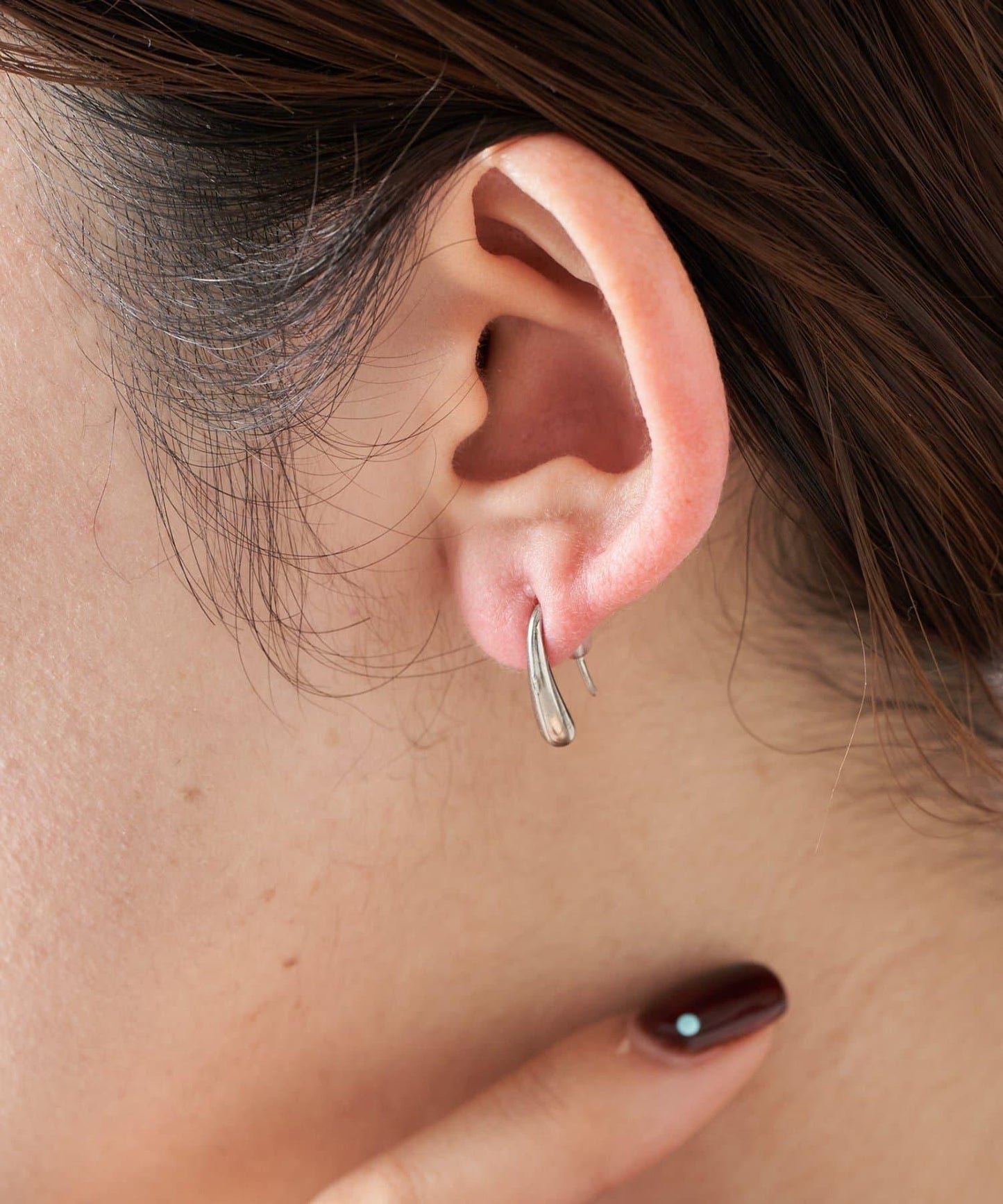 【PAPILLONNER/パピヨネ】水滴形耳鉤耳飾