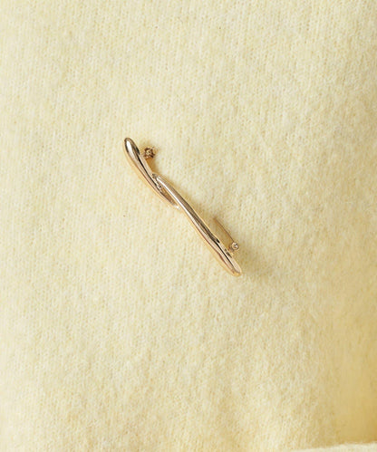 【PAPILLONNER/パピヨネ】流線造型胸針