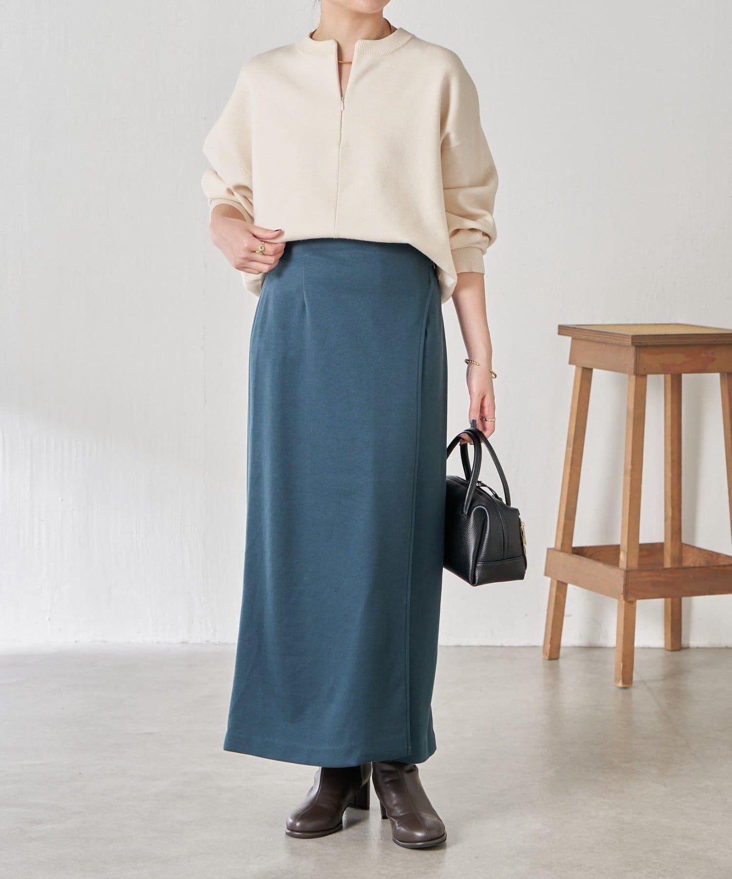 【可調節腰圍】側邊腰帶修身半身裙