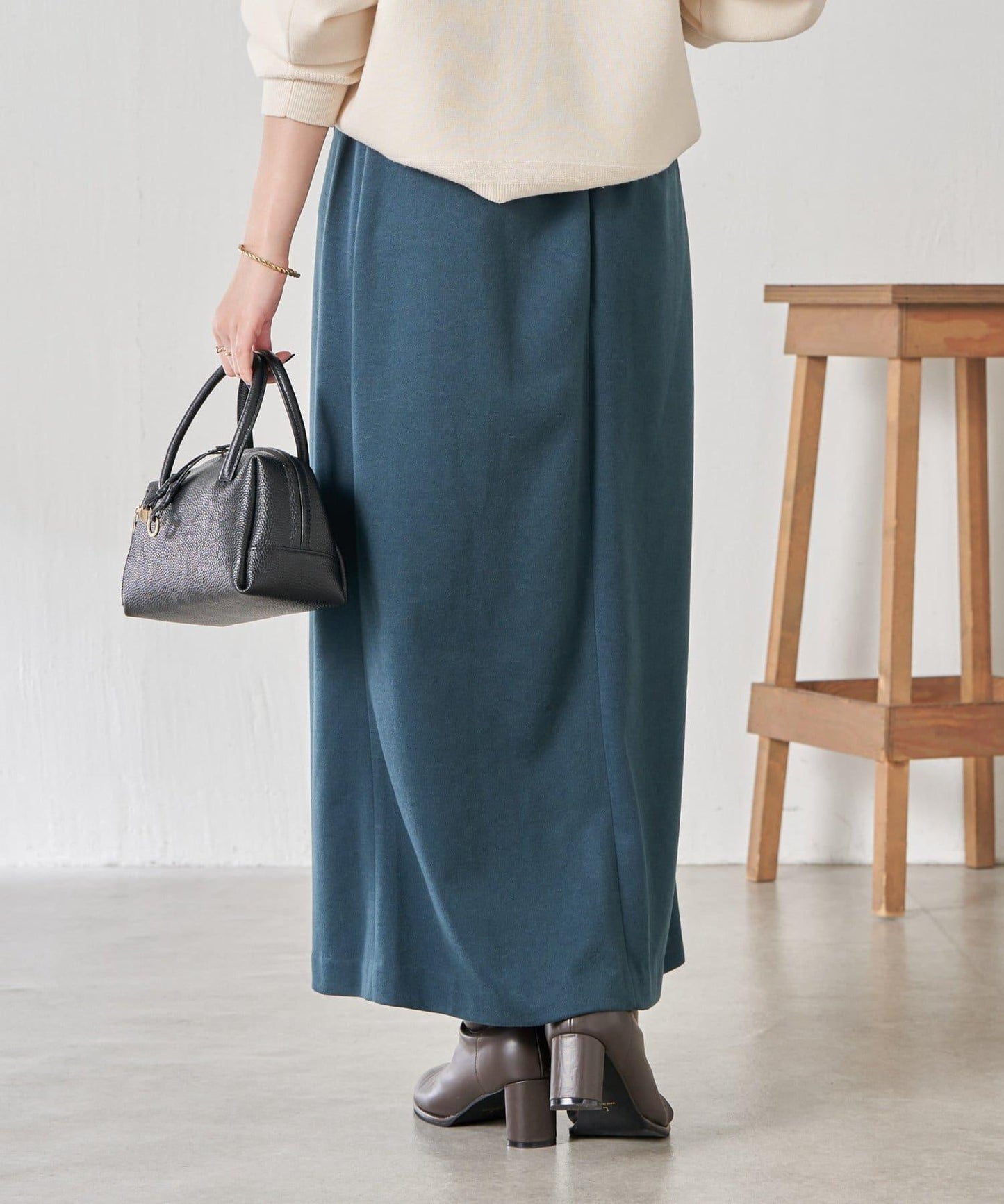 【可調節腰圍】側邊腰帶修身半身裙