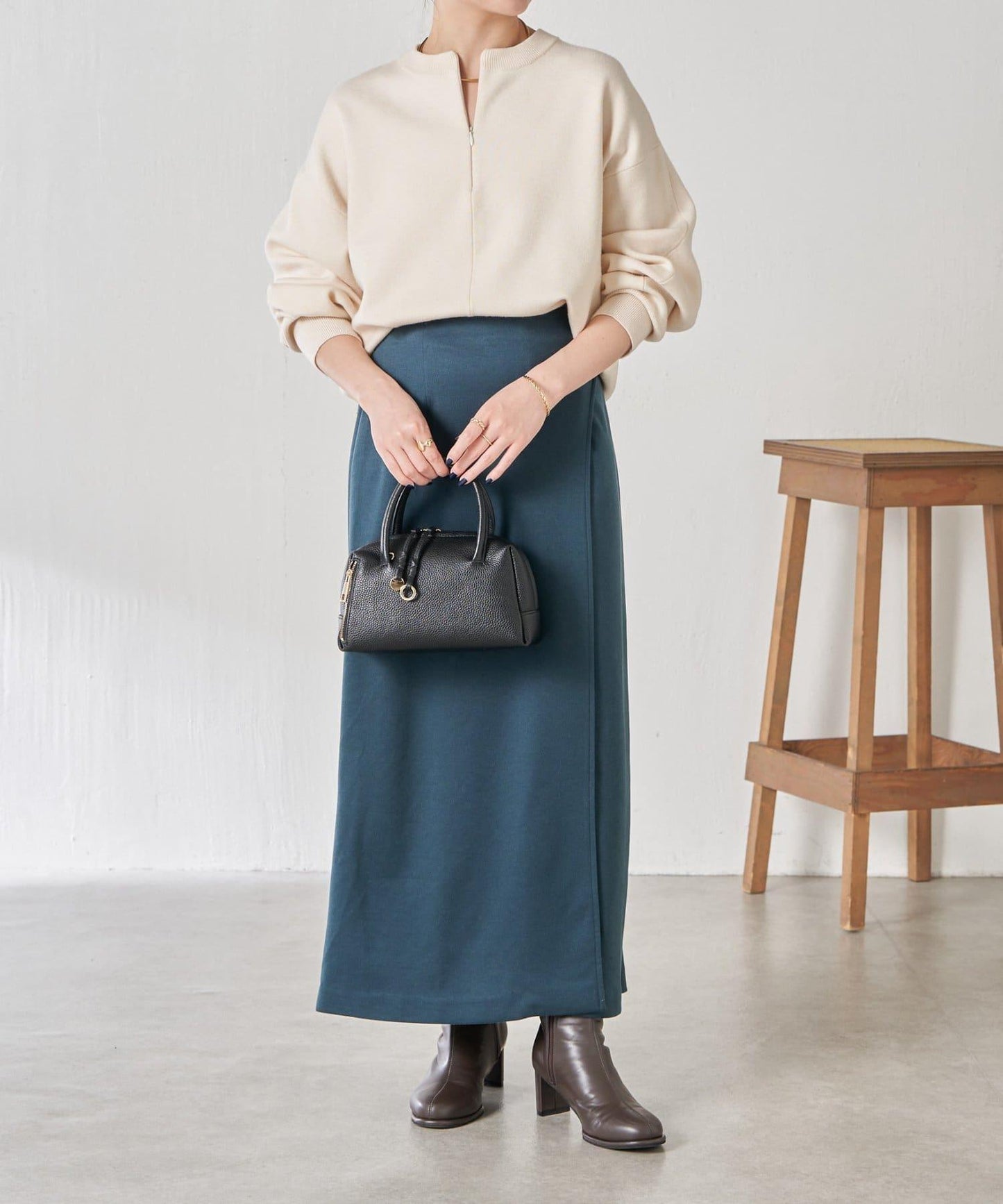 【可調節腰圍】側邊腰帶修身半身裙