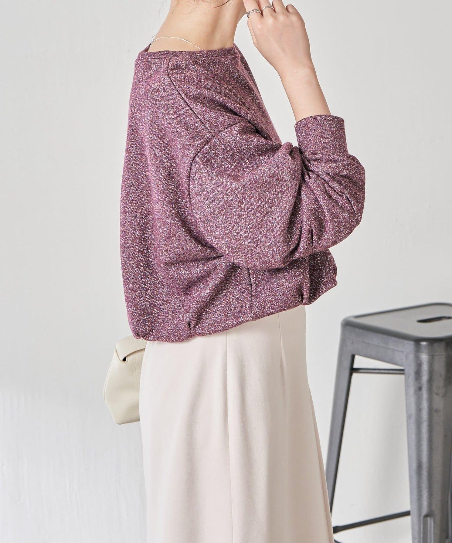 下襬氣球袖亮絲衛衣