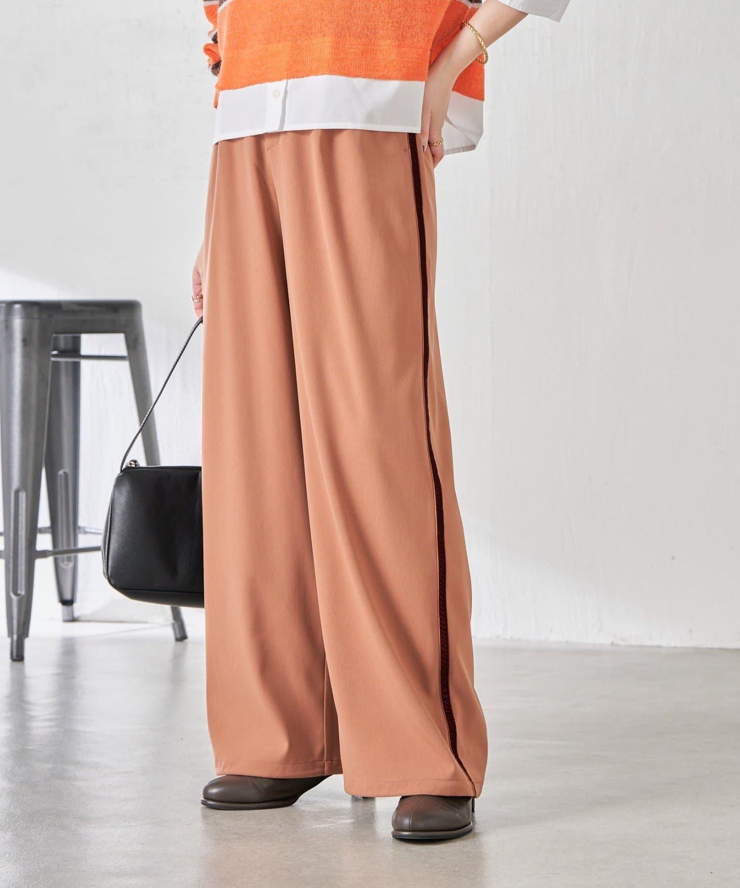 【美腿效果◎】側邊天鵝絨抽繩收口褲